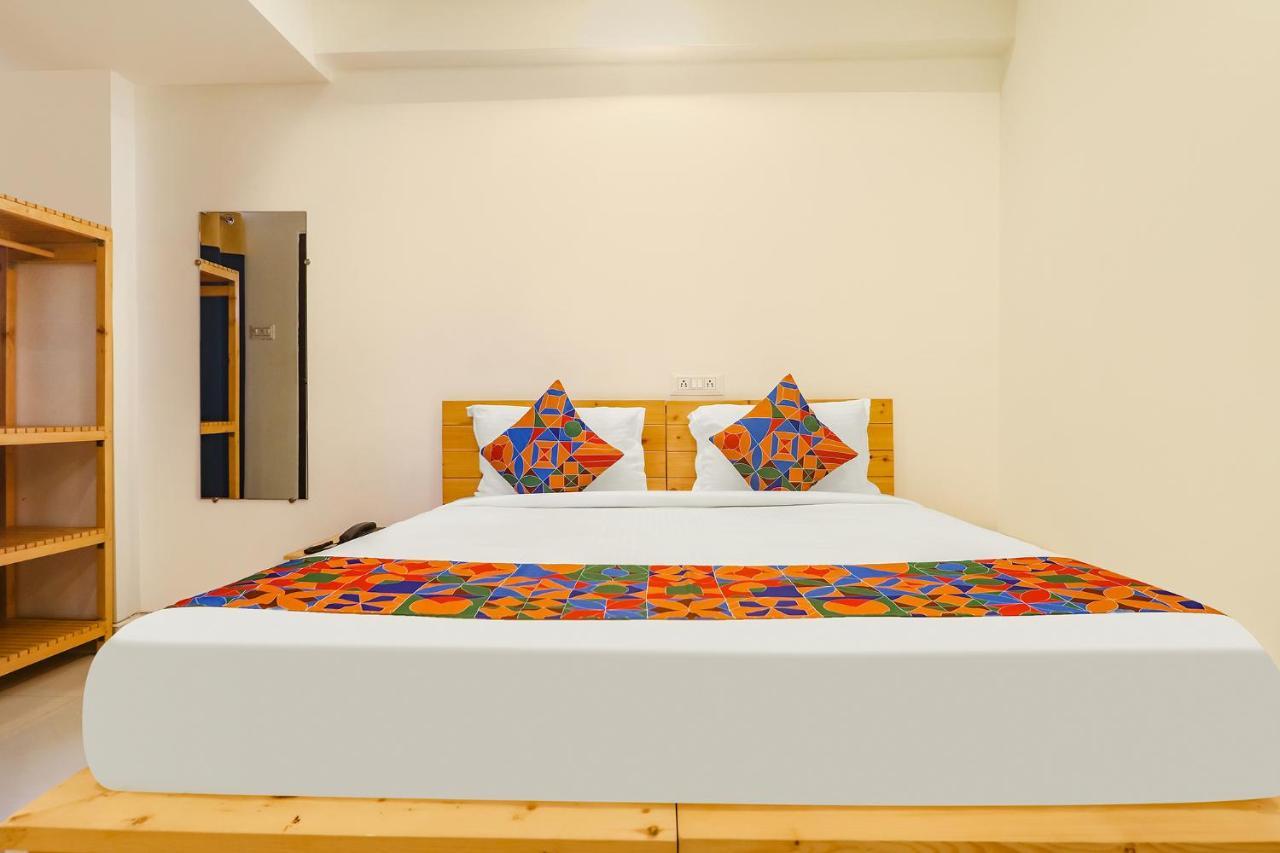 OYO 84205 Hotel Green Leaf- Kondapur Haiderabad Buitenkant foto
